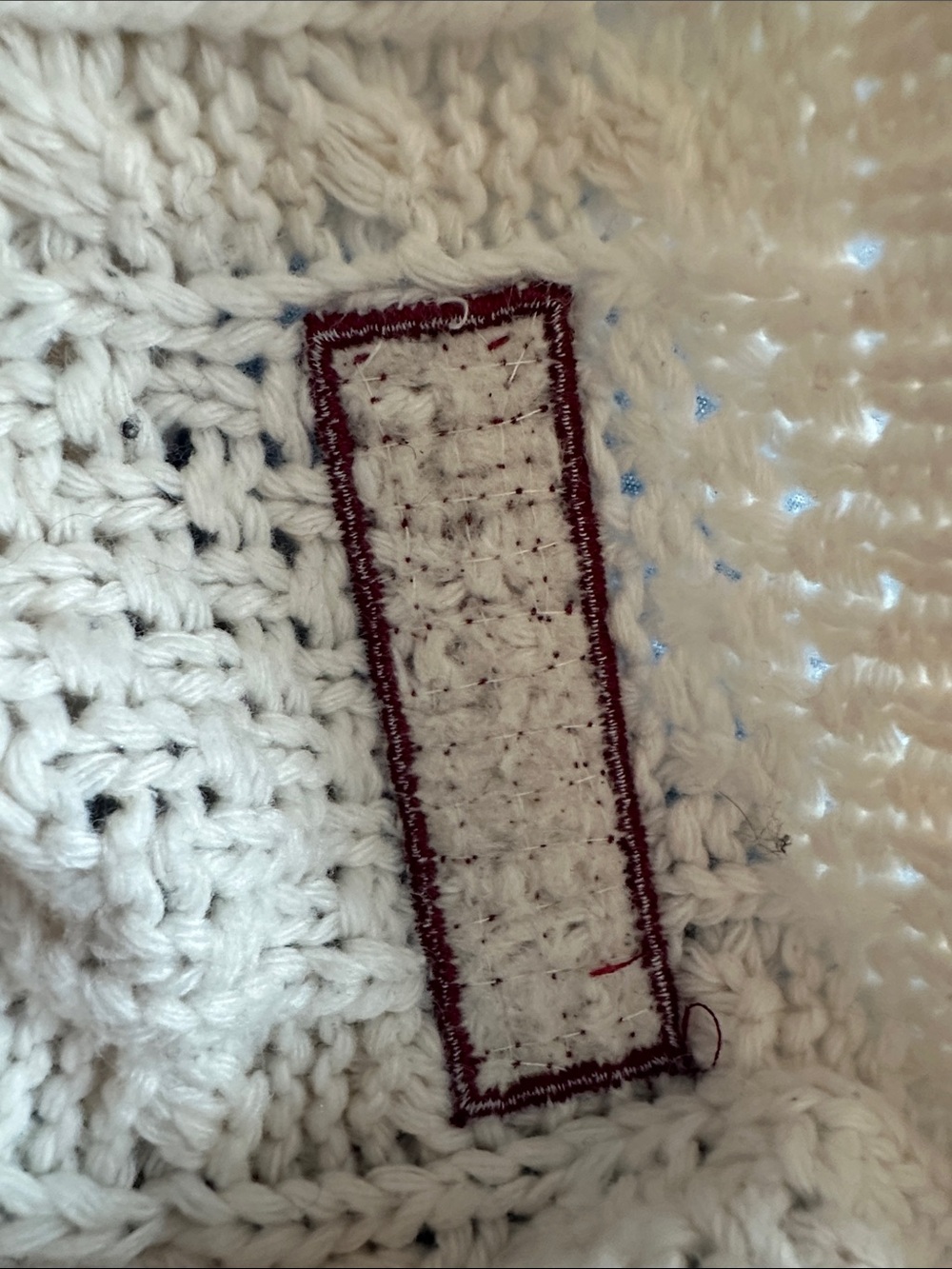 EUC Taylor Swift “RED” Cream Cable-Knit Cardigan w/ Star Appliqués SZ XS/SM - Picture 11 of 16
